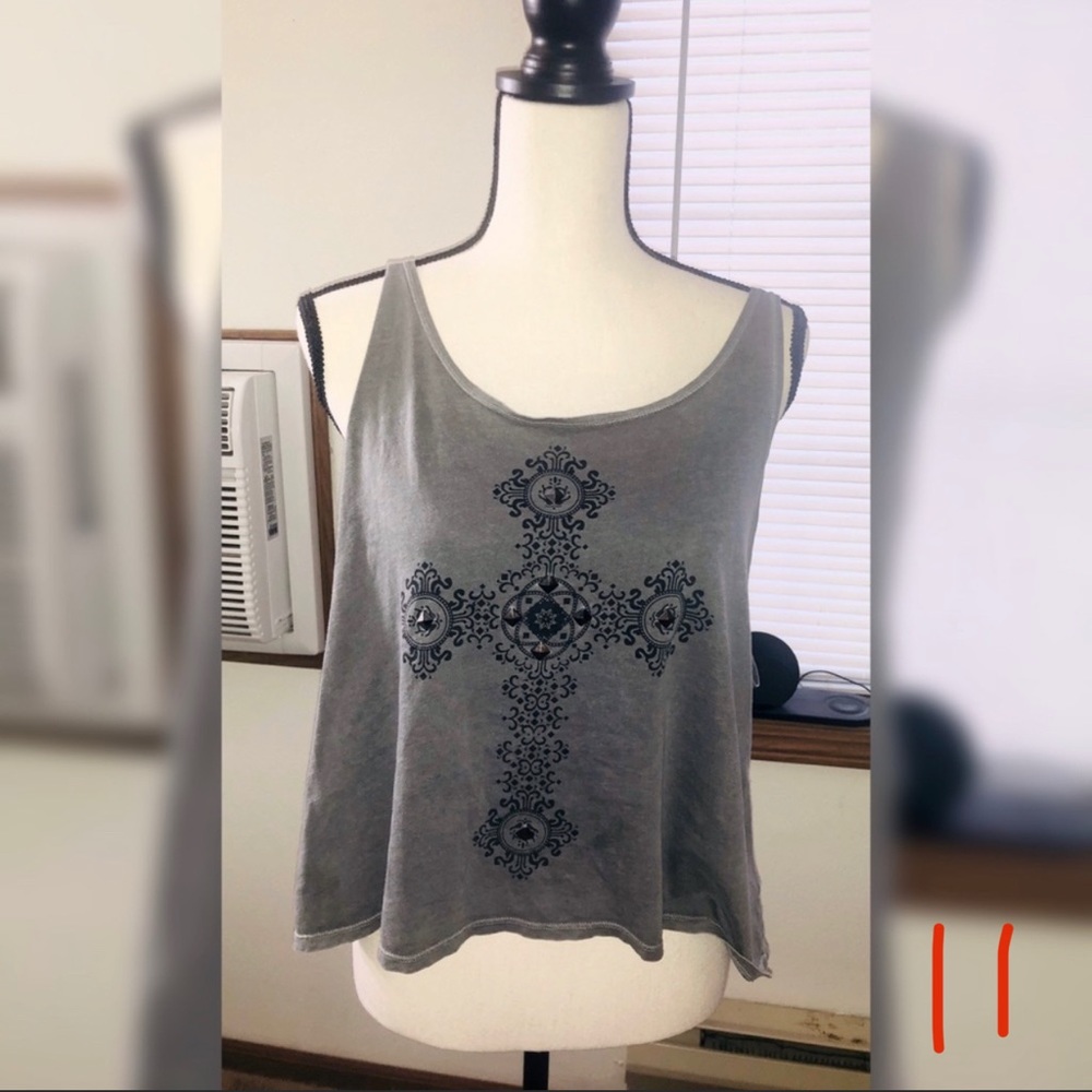 Grey tank top